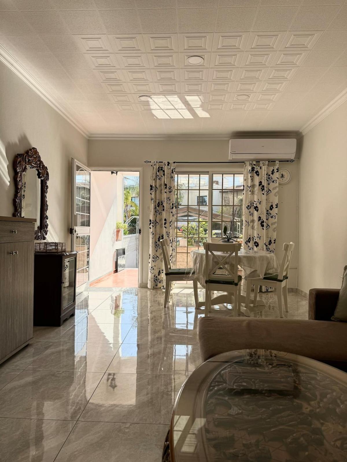 Seaside Serenity Villa Larnaca Exterior photo