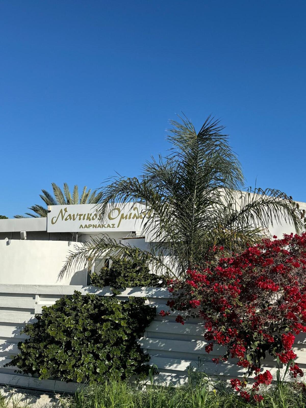 Seaside Serenity Villa Larnaca Exterior photo