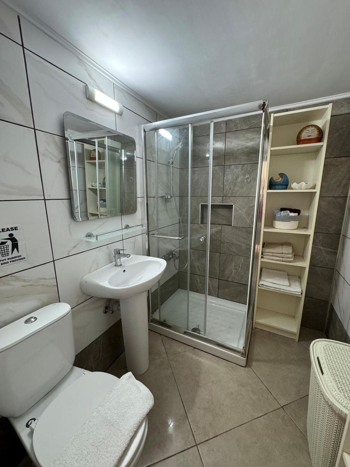 Seaside Serenity Villa Larnaca Exterior photo