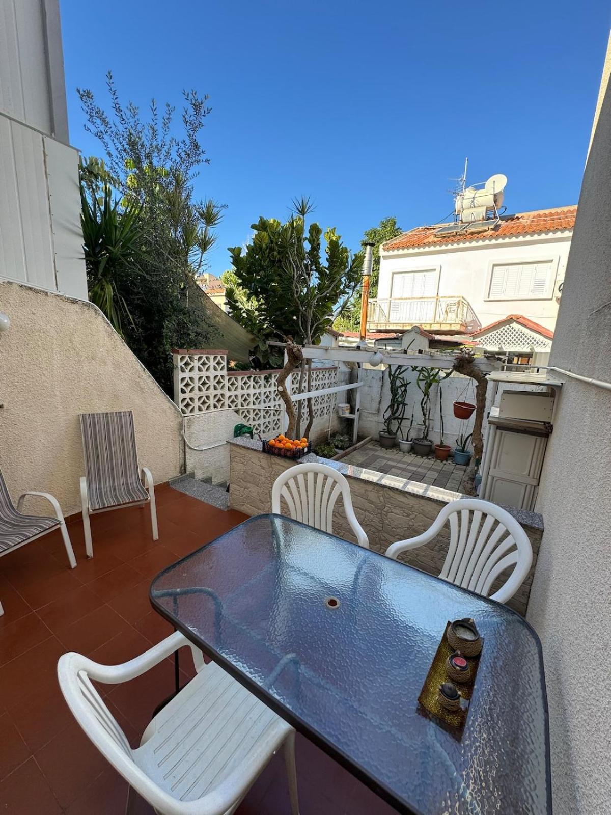 Seaside Serenity Villa Larnaca Exterior photo