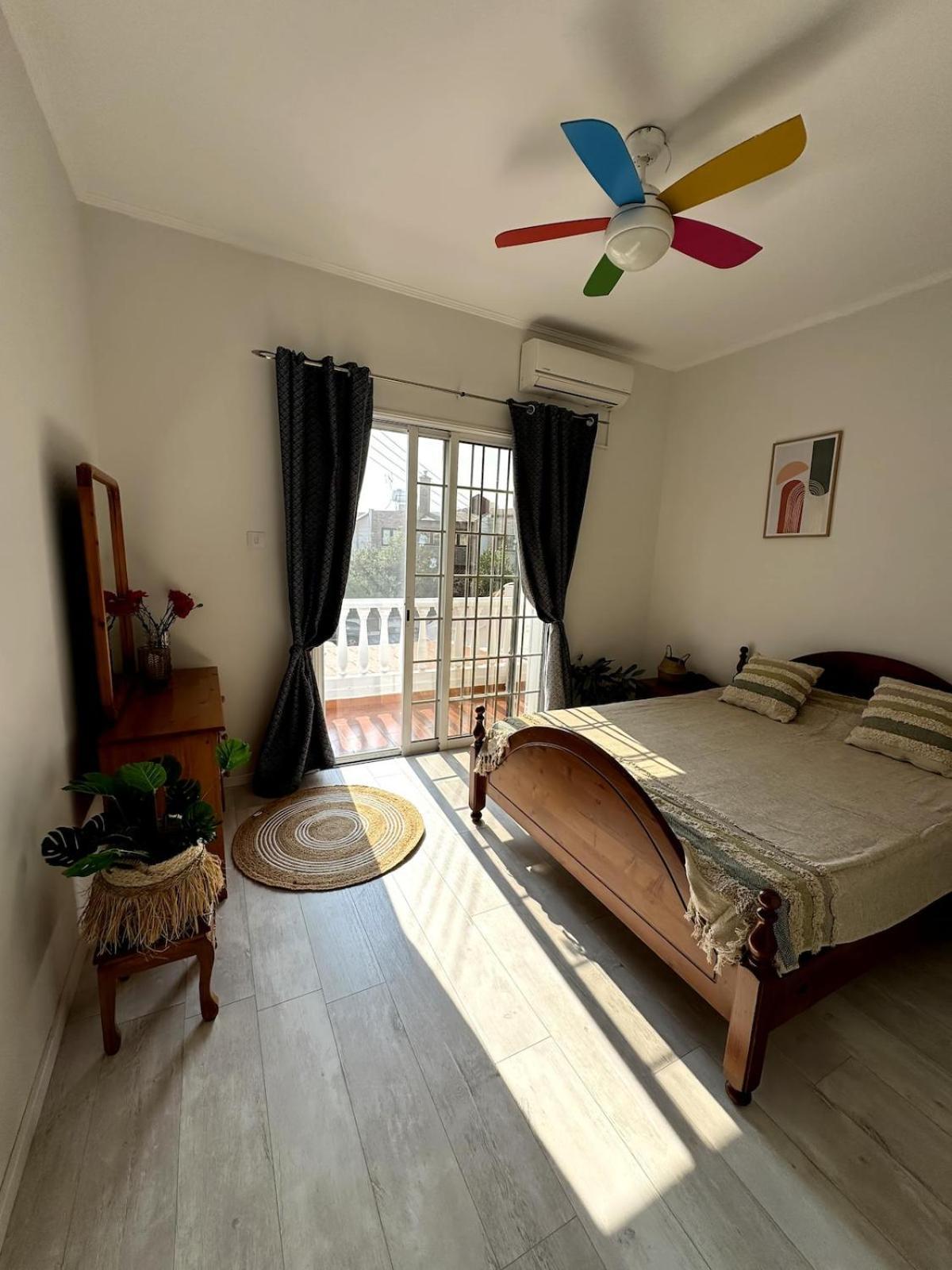 Seaside Serenity Villa Larnaca Exterior photo